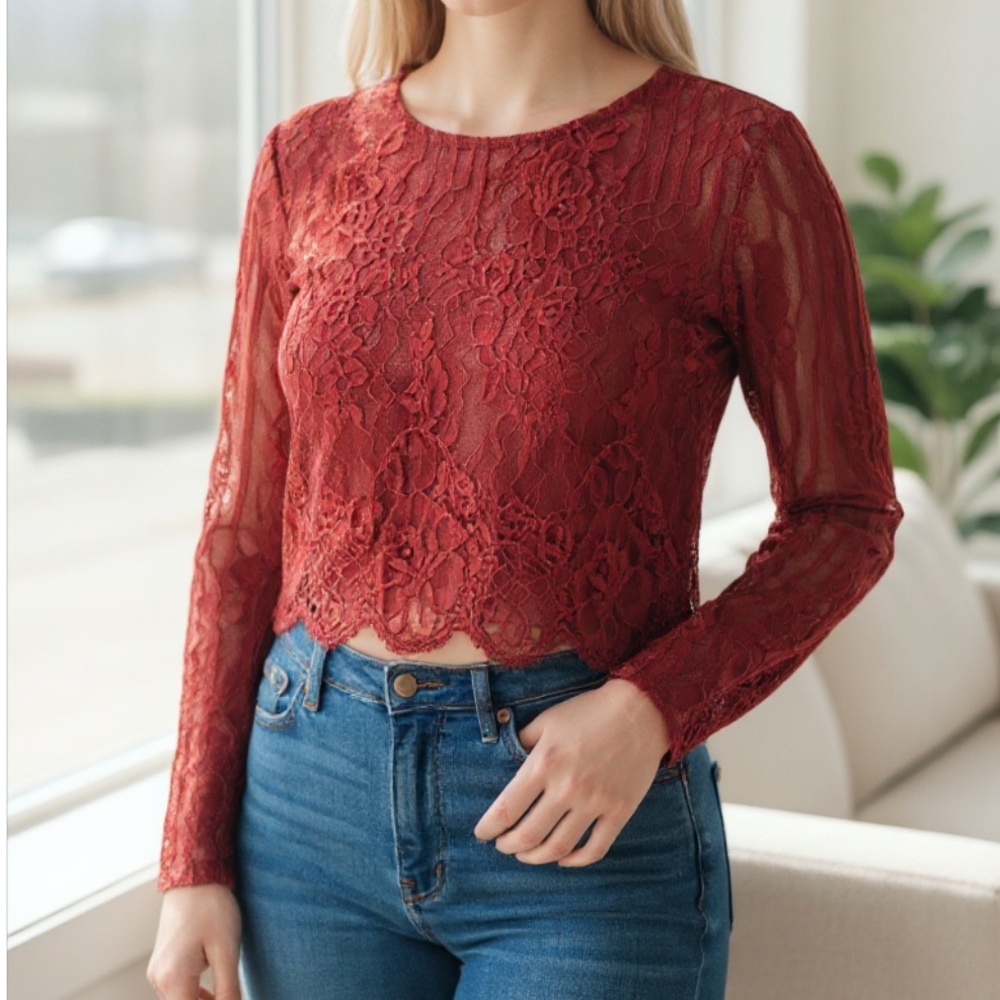 Cropped Lace Top